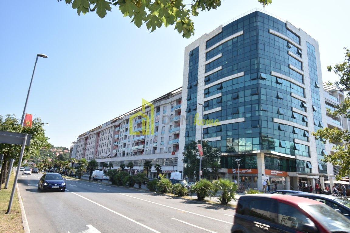 Dvosoban stan 63m2, Preko Morače